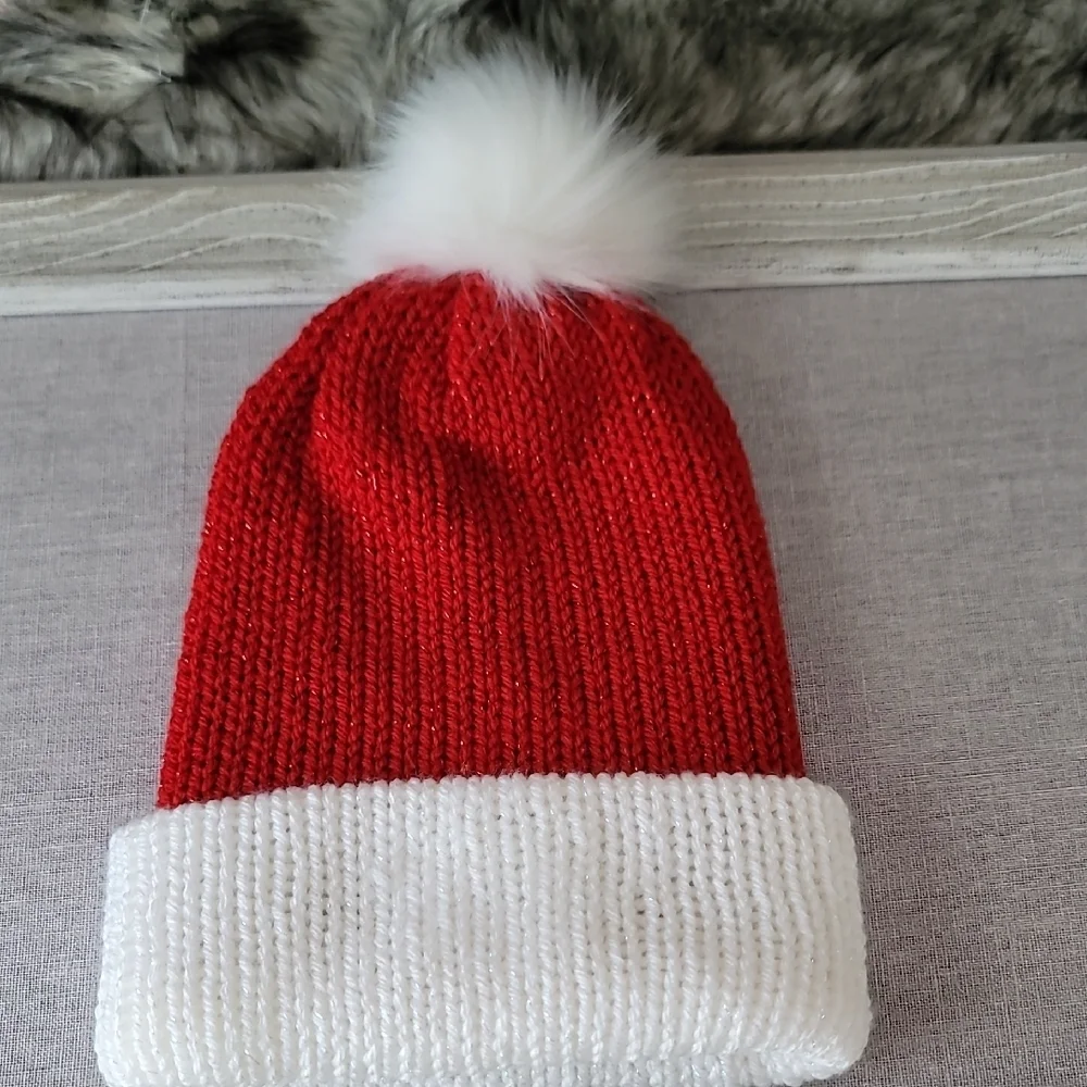 Red and White Kids Pom Pom Beanie